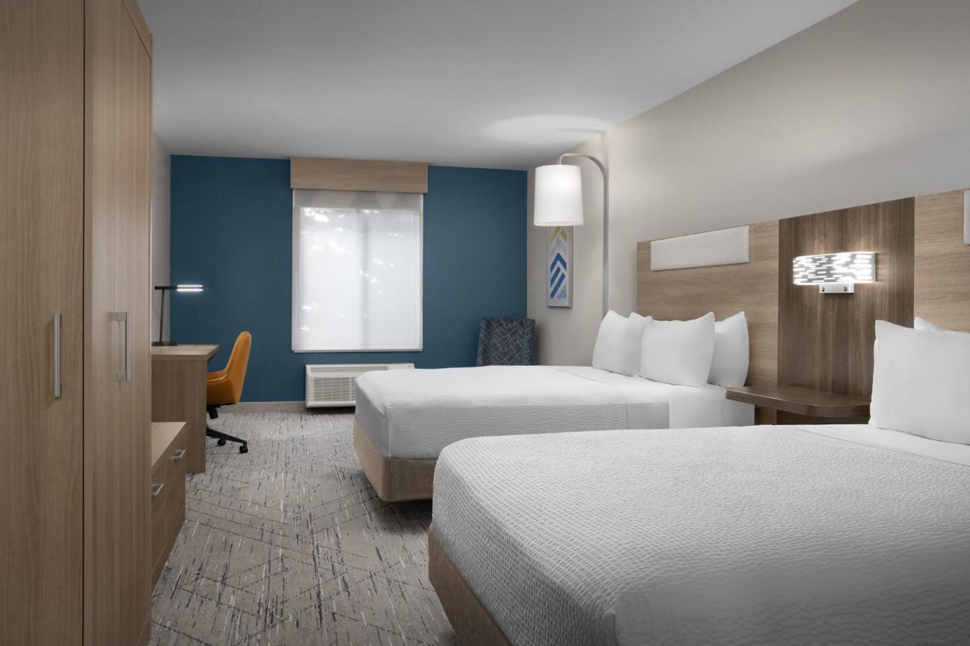Express & By Ihg By Ihg Hotel