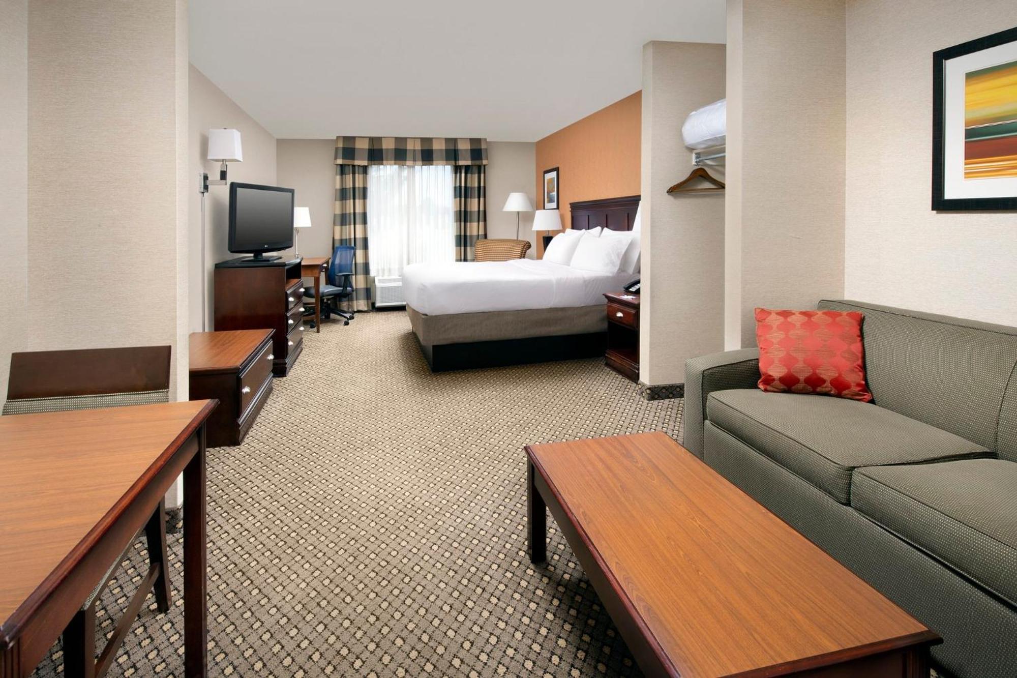 Express & By Ihg By Ihg 2* Chambersburg