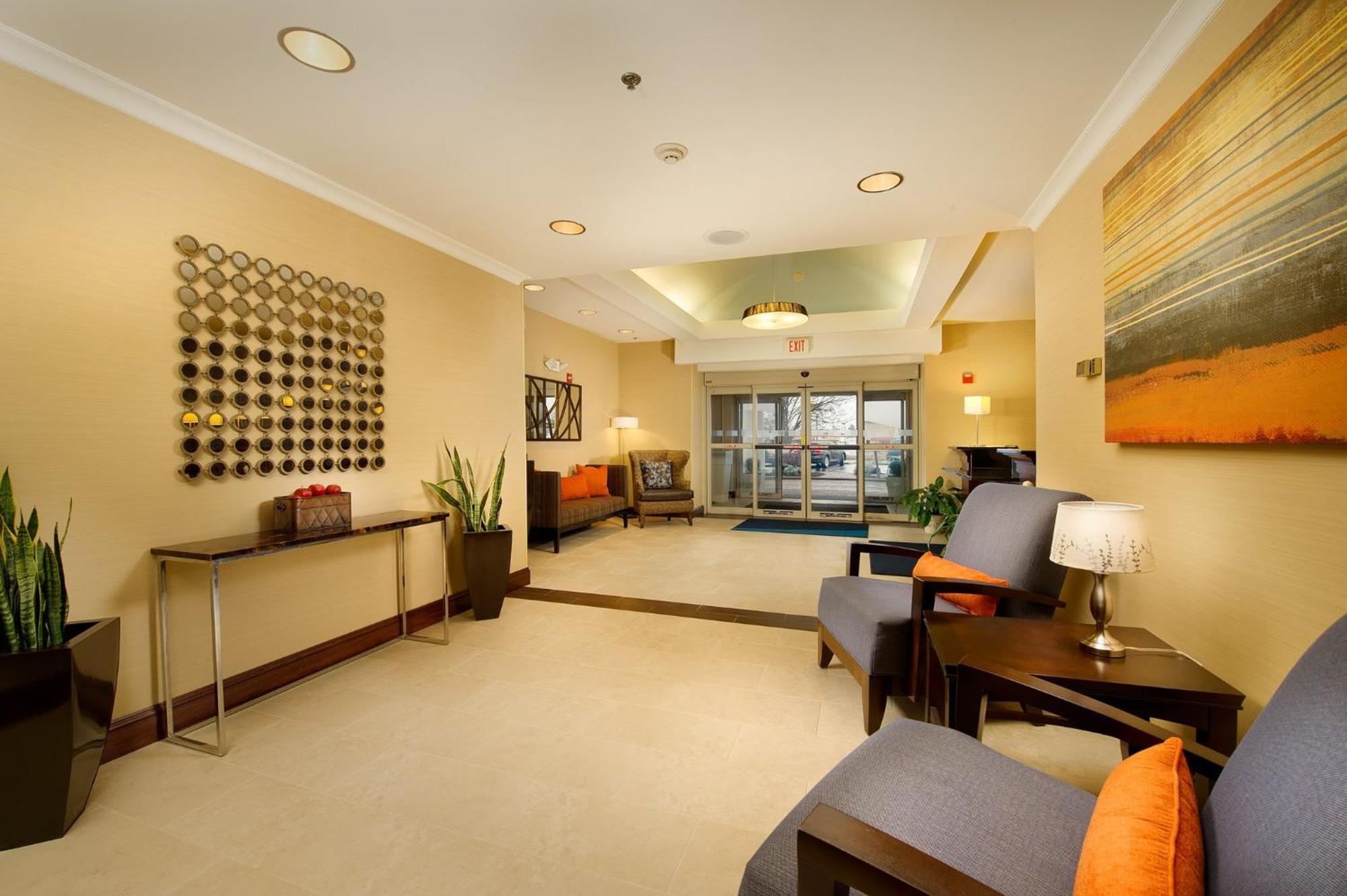 Hotel Express & By Ihg By Ihg 2*
